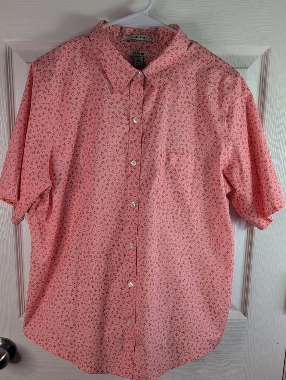 L.L. Bean 100% Cotton Wrinkle Free Pink Short-Sleeve Button-Down Shirt Size L
